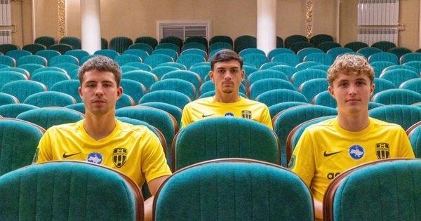 Олександрія з гордістю повідомила про укладення контрактів з трьома новими футболістами.