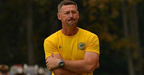 Колишній футболіст національної збірної України залишив країну після суперечливого інциденту, коли його