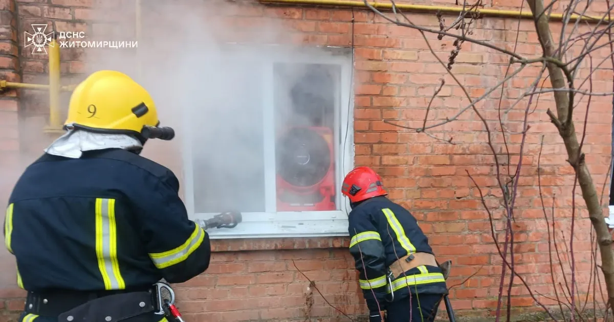 У Херсонській області внаслідок атак з боку російських сил загинули дві особи.