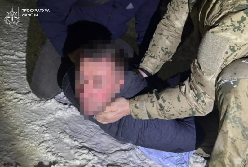 У Бродах затримали чоловіка, який організував продаж канабісу прямо з власного помешкання.