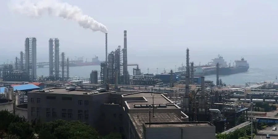 Для імпорту з Росії Китай поновить діяльність свого найбільшого раніше переробного заводу нафти з РФ.