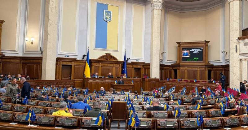 Більше 38 депутатів одночасно захворіли