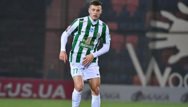 Карпати мають намір укласти угоду з оборонцем національної збірної України, на якого також звернув увагу Шахтар - Футбол24.