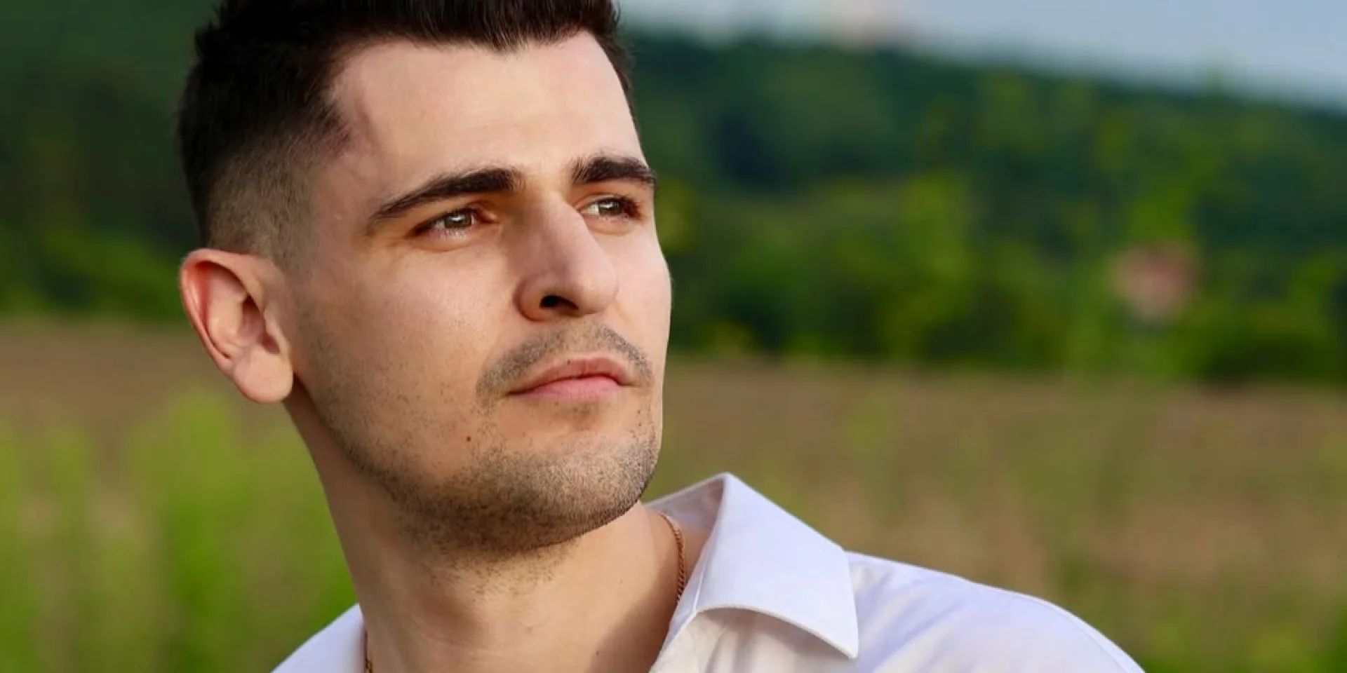 Протягом трьох років він проходив лікування та вживав знеболювальні препарати. Блогер Ніколас Карма переніс хірургічне втручання.