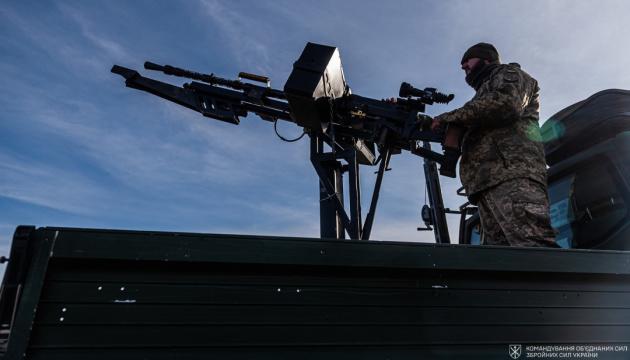 Сили протиповітряної оборони ліквідували більше десяти ворожих безпілотників, які представляли небезпеку для столиці, повідомляє КМВА.