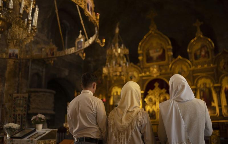 Основні дні та релігійні свята весною за новим календарем: детальний перелік.