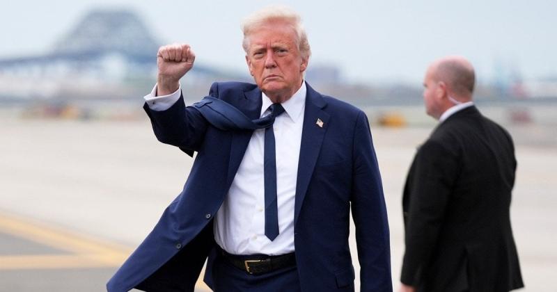 Трамп поділився новими захоплюючими подробицями про свою зустріч із Зеленським у Ватикані.