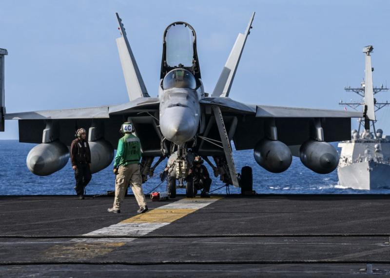 США понесли ще одну втрату винищувача в Червоному морі.