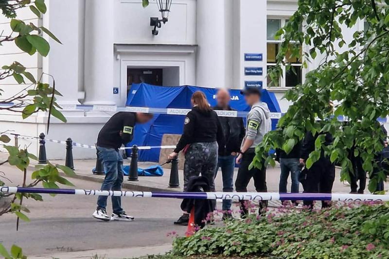22-річному злочинцеві, який скоїв напад на Варшавський університет, може загрожувати довічне ув'язнення.