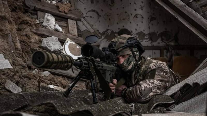 Згідно з інформацією Генерального штабу, російські війська здійснили більше ста атак на Покровський та ще два напрямки.