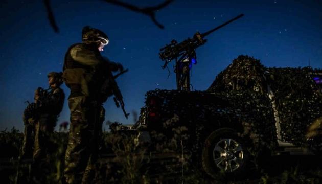 Протиповітряна оборона знищила 49 з 85 безпілотників, які російські сили використовували для атаки на Україну з вечора.