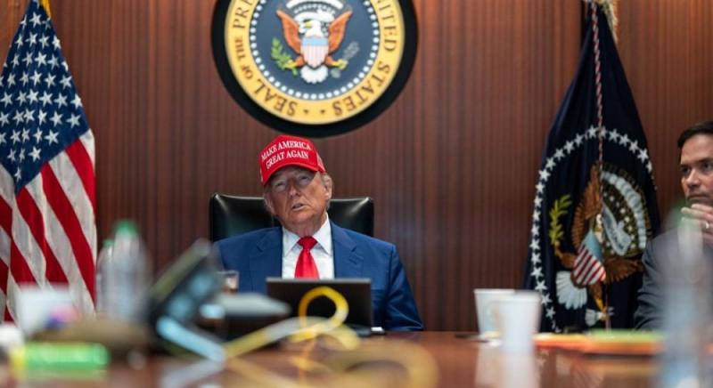Трамп висловився про можливі удари США по Ірану: 