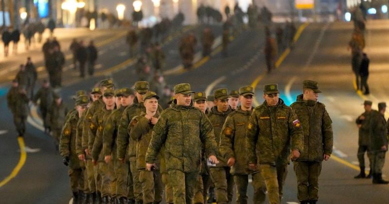Російські війська не мають достатньо ресурсів для здійснення прориву на території Сумської області — Defence Express.