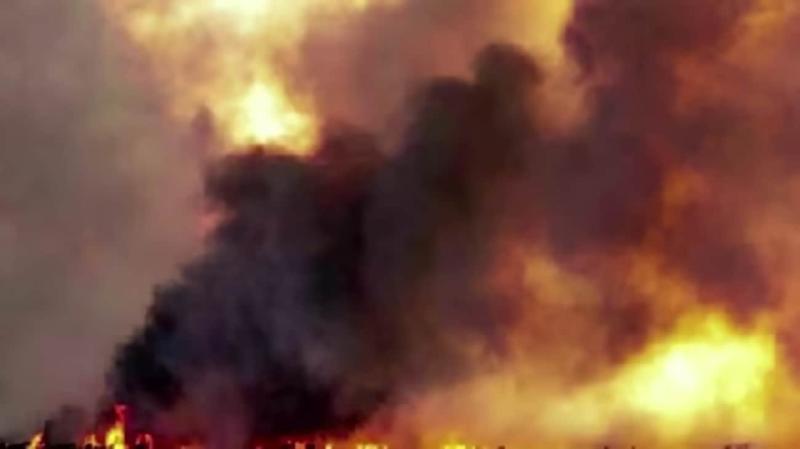 Ворожі сили здійснили напад на територію Запорізької області: зафіксовано двох постраждалих та виникнення декількох пожеж.