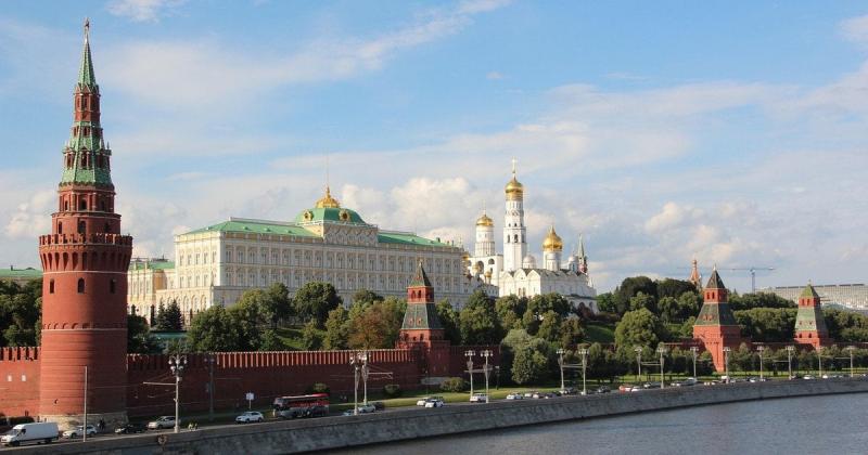 Кремль планує провести великомасштабну інформаційну кампанію у відповідь на протести, викликані новим законом про НАБУ та САП, повідомляє ГУР.