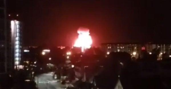 У російському курортному місті Сочі вночі сталися вибухи в результаті атаки безпілотників.