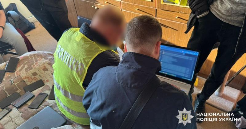 У Чернівцях педагог повідомив про замінування навчальних закладів та дитячих садків.