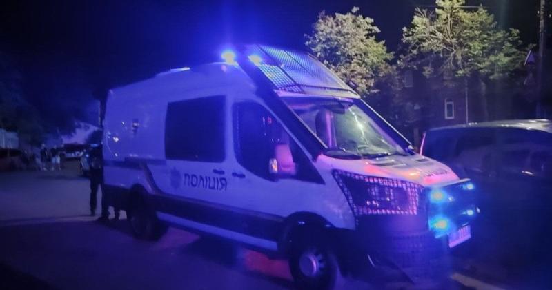 Подія в ТЦК у Вінниці: чоловіків забирають зі стадіону після нічного протесту - ЗМІ