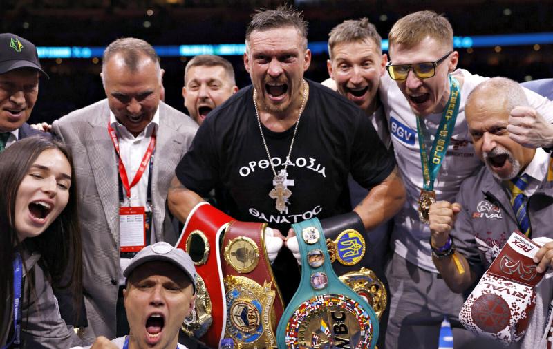 Журнал Sports Illustrated представив оновлений список найвидатніших боксерів, не враховуючи вагові категорії.