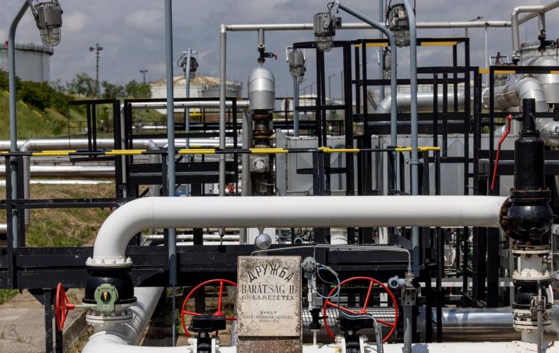 Угорщина та Словаччина відновили постачання нафти через трубопровід 