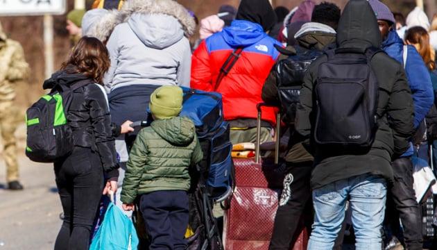 На покриття витрат на житло для переселенців з тимчасово окупованих територій бракує фінансування: кому нададуть по 2 мільйони?