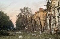 Російські війська завдали удару по медичному комплексу в Краматорську.