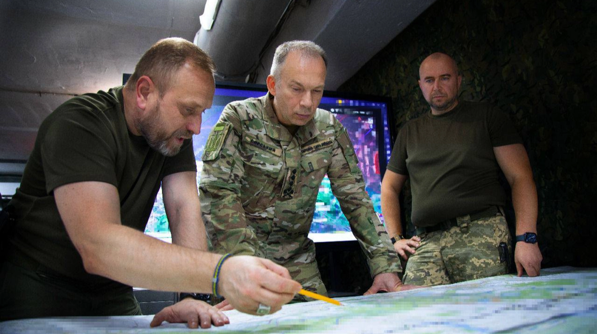 Російські війська досягли незначних успіхів, тоді як Збройні сили України продовжують активно оборонятися, зазначив Сирський.