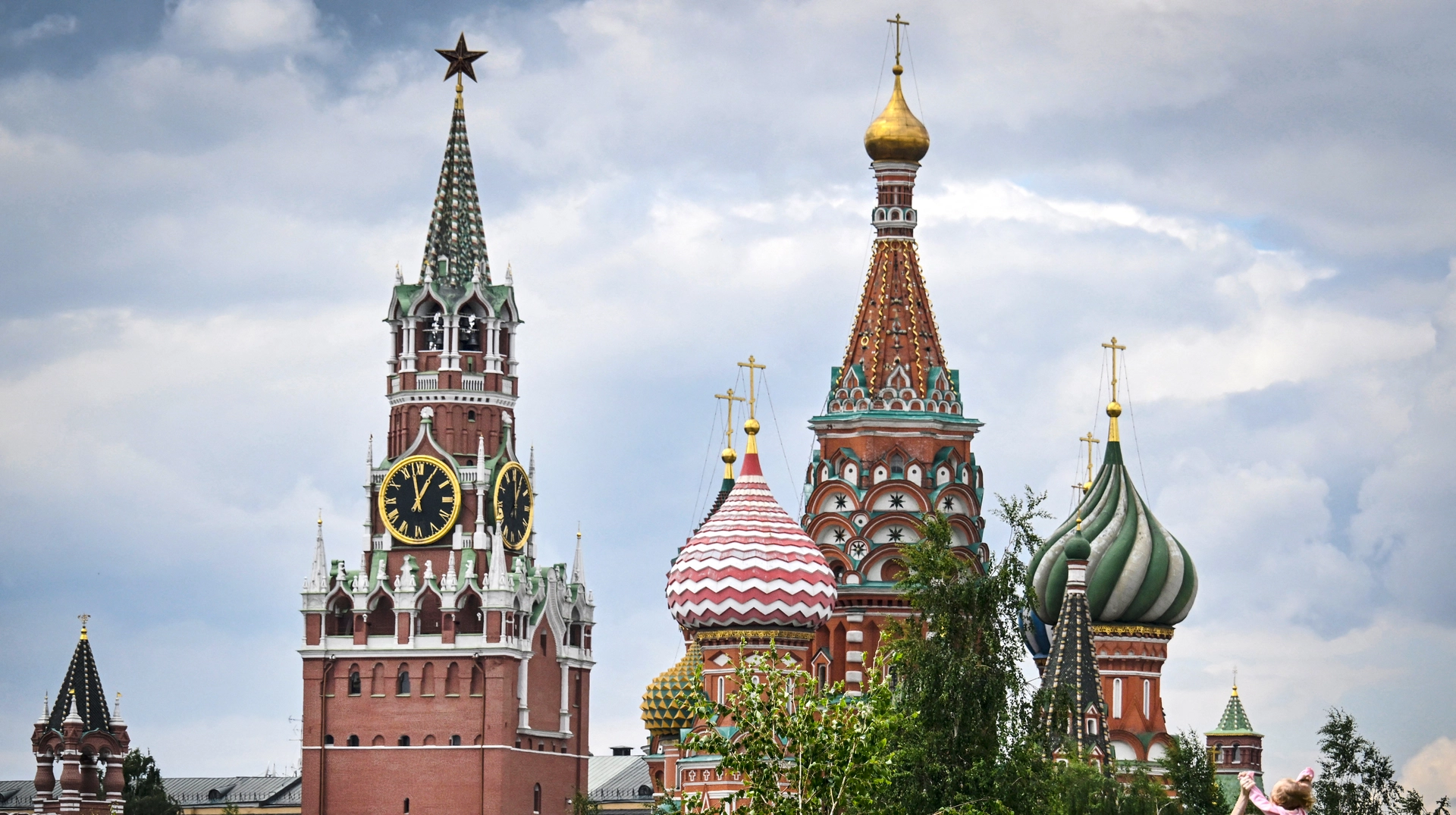 У Москві спростували інформацію про скасування підготовки до зустрічі між Путіним і Трампом.