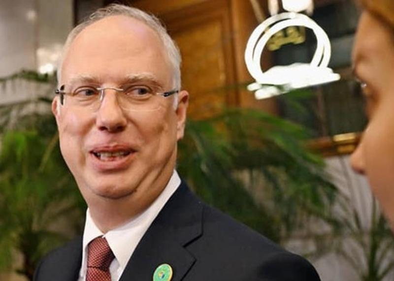 Вісник невдачі: чому Кирило Дмитрієв не досяг успіху в Сполучених Штатах