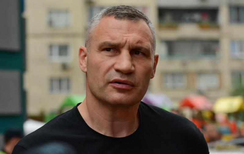 Віталій Кличко поділився інформацією про своє особисте життя та розповів, чи є його серце вільним на даний момент.