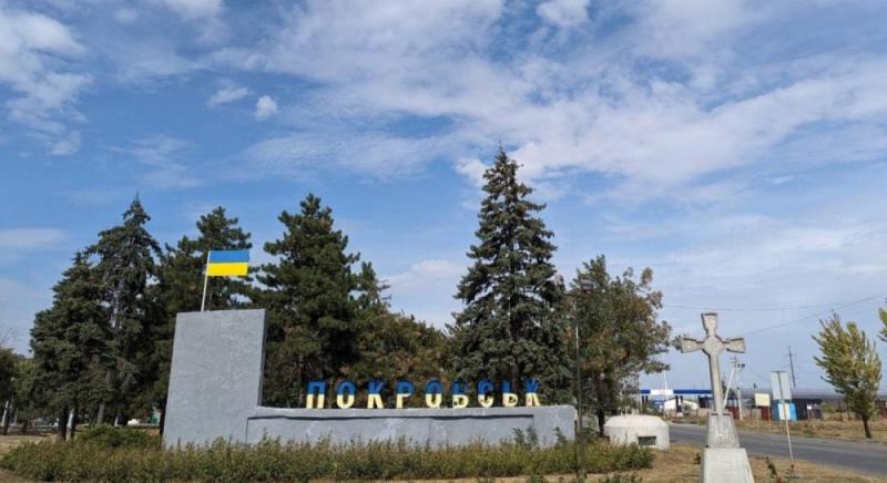 Оборонні дії в Покровську доходять до свого кінцевого етапу: видання The Economist повідомляє про оточення військових підрозділів.