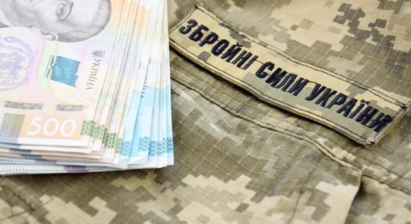 Військовослужбовці мають можливість отримати разову грошову підтримку: хто може скористатися цим.