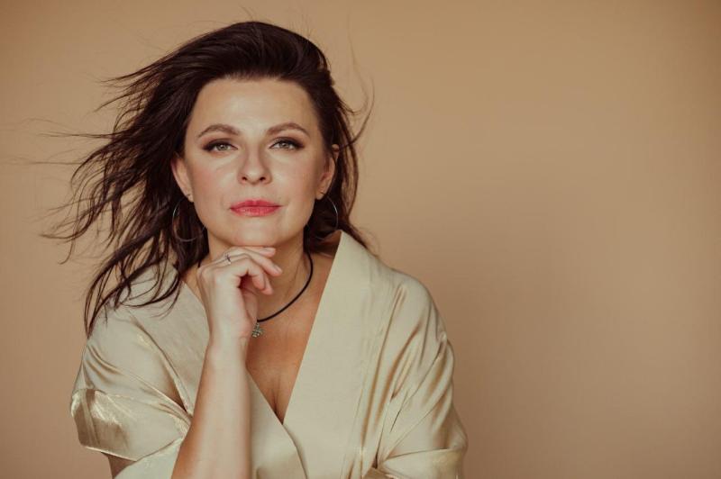 Співачка Оксана Муха: Коли володієш енергією — береш весла і пливеш | Інтерв'ю з Лесею Вакулюк