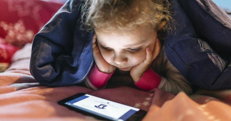 Європейський парламент виступає за введення обмежень на використання соціальних мереж для осіб до 16 років - novyny.sme.sk