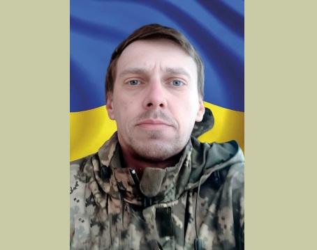 Тарас відзначався яскравим почуттям справедливості. Протягом майже двох років його, як добровольця-війська, вважали зниклим безвісти.