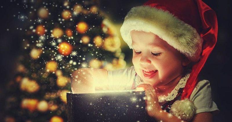 Що обрати як новорічний подарунок для дітей: креативні ідеї для всіх вікових груп