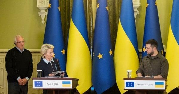 Представники Європейського Союзу спростували інформацію про намір надати Україні статус члена до 2027 року.