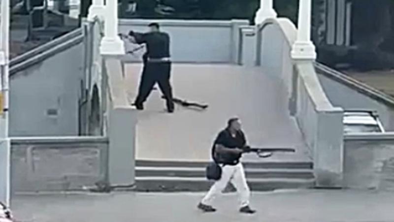 Трагедія на сіднейському пляжі: 12 осіб загинули, десятки отримали поранення - Новини Весь Харків