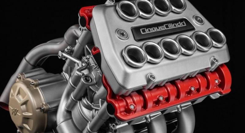 П'ять циліндрів і більше 200 кінських сил: в Італії презентували ексклюзивний мотоциклетний двигун.