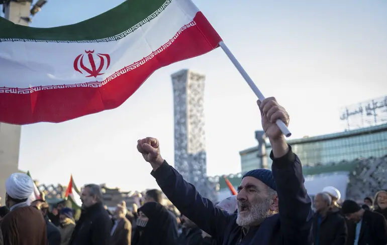Ідеальний шторм в Ірані: чи зможе режим аятолів витримати натиск?