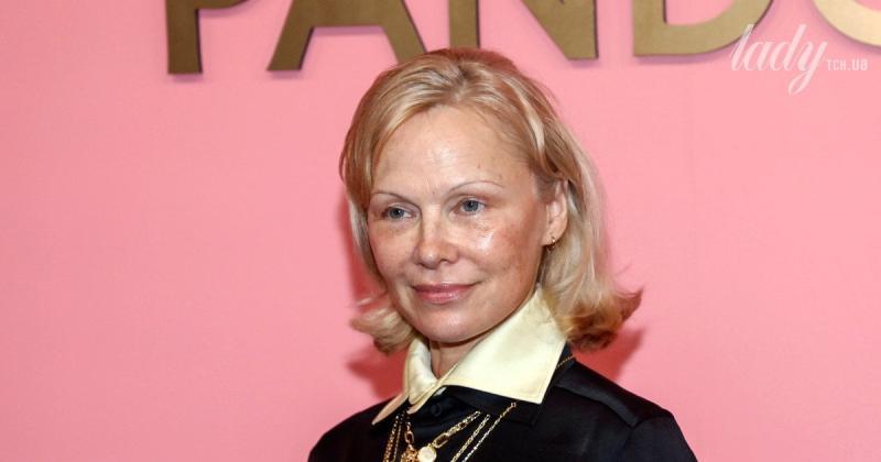 Її джерело енергії: Памела Андерсон поділилася свіжими знімками зі свого рідного міста.