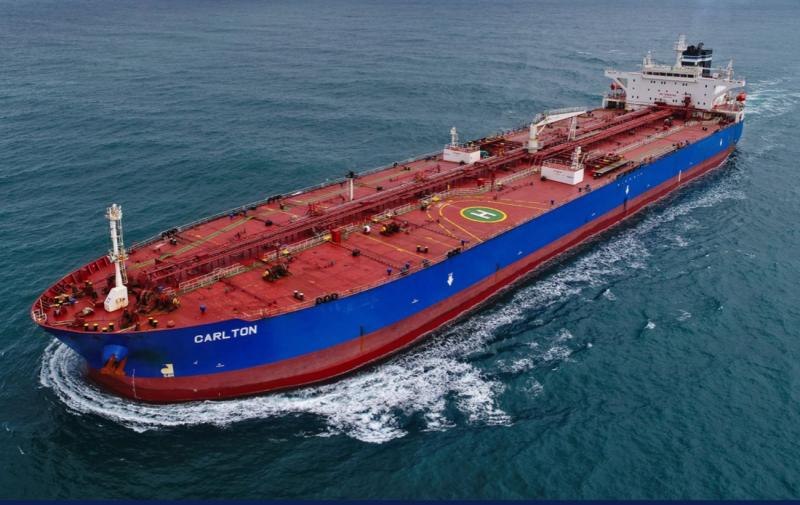 Франція звільнила захоплений танкер, що належить 