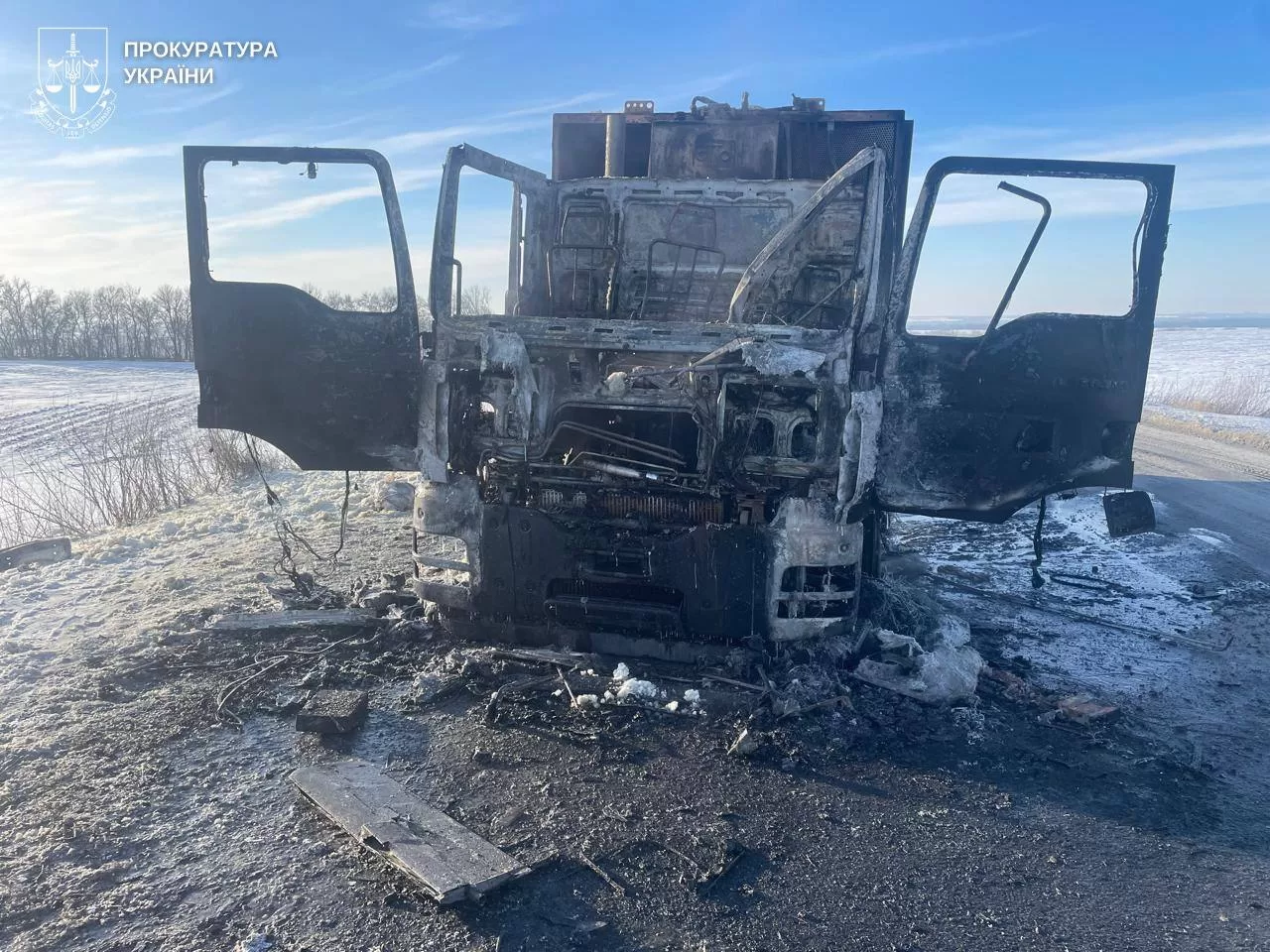 Знищено сміттєвоз, трьох осіб поранено: російські війська атакували Сумську область | Основні новини України