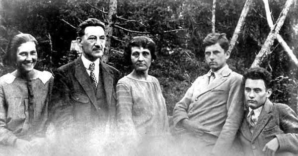 Інтелектуали січового стрілецтва та організації Пласт.