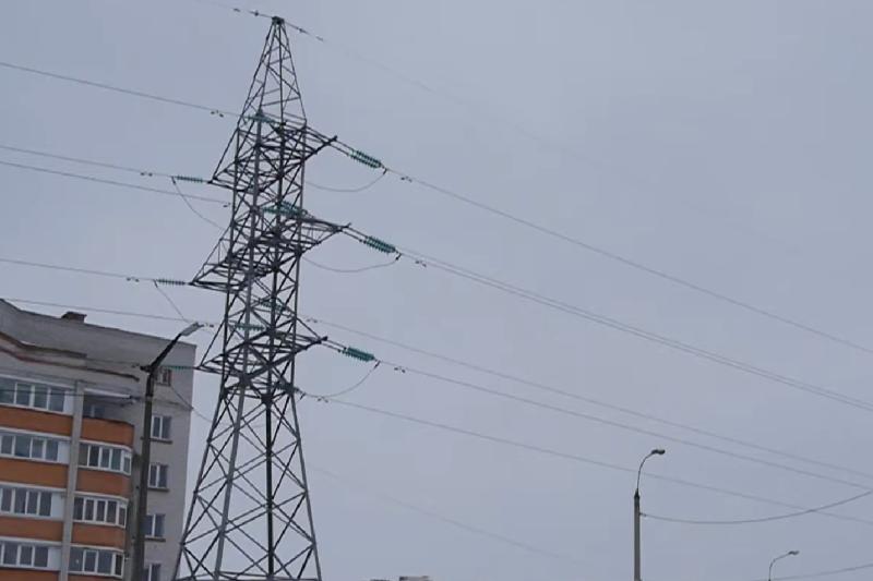 Графіки відключень електроенергії в Дніпропетровській області на 12 лютого: які райони залишаться без світла на тривалий час.