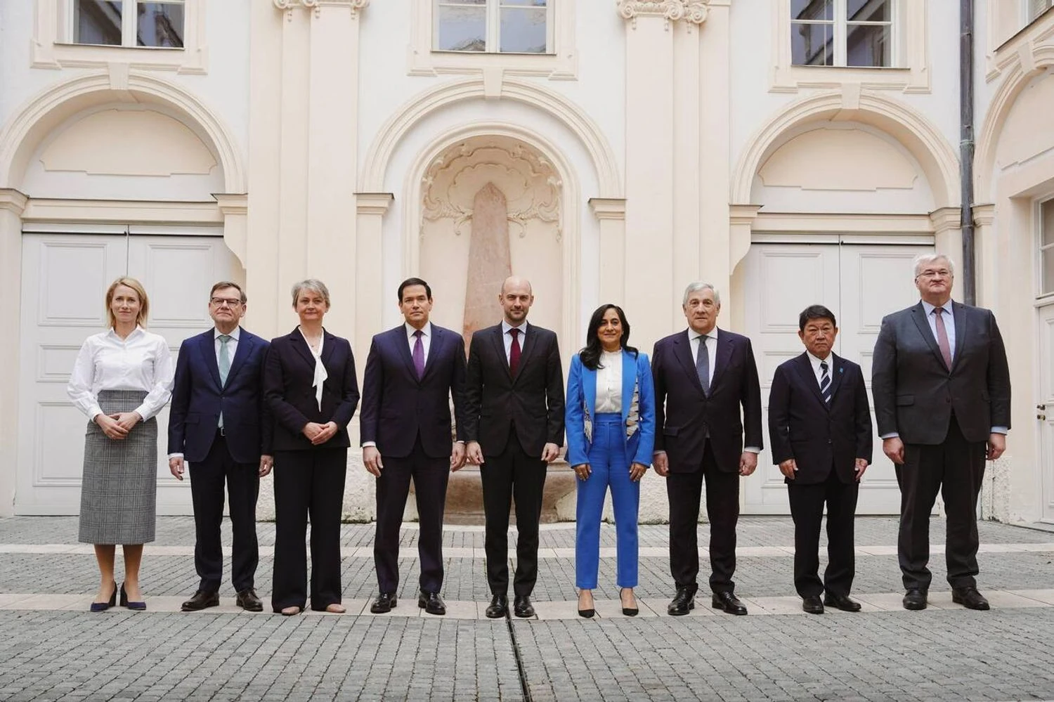 Сибіга висловив тривогу щодо можливих ядерних наслідків внаслідок атак Росії на енергетичну інфраструктуру України | УНН