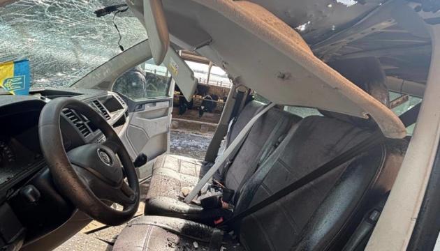 Ворожі дрони атакували аграрне підприємство на Харківщині, внаслідок чого є постраждалі.