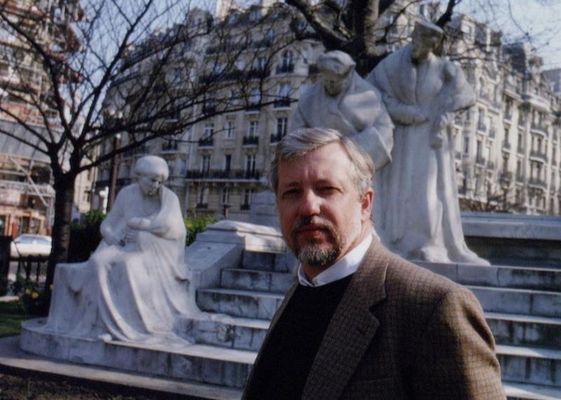 Пішов з життя знаменитий письменник-фантаст, творець 