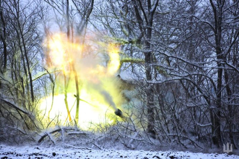 Зимою українські збройні сили зуміли утримати всі важливі стратегічні території, заявив Зеленський.