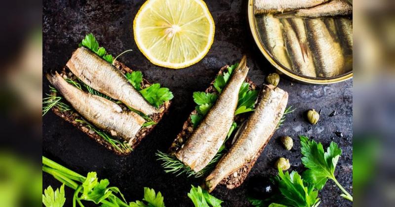 Невідомий метод для зниження рівня холестерину: які продукти варто вживати щодня.